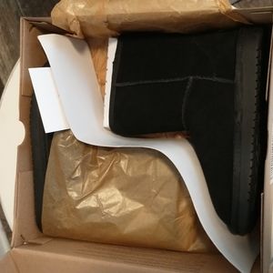 Kookaburra by Ugg Boots